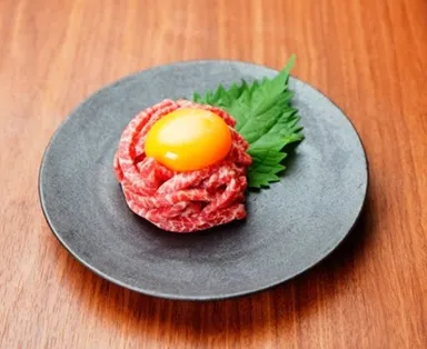 牛ユッケ刺し写真