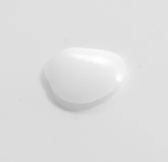 薬用うるおいセラミドミルク　テクスチャー