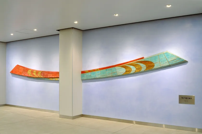 とうきょうスカイツリー駅陶板レリーフ「TO THE SKY」