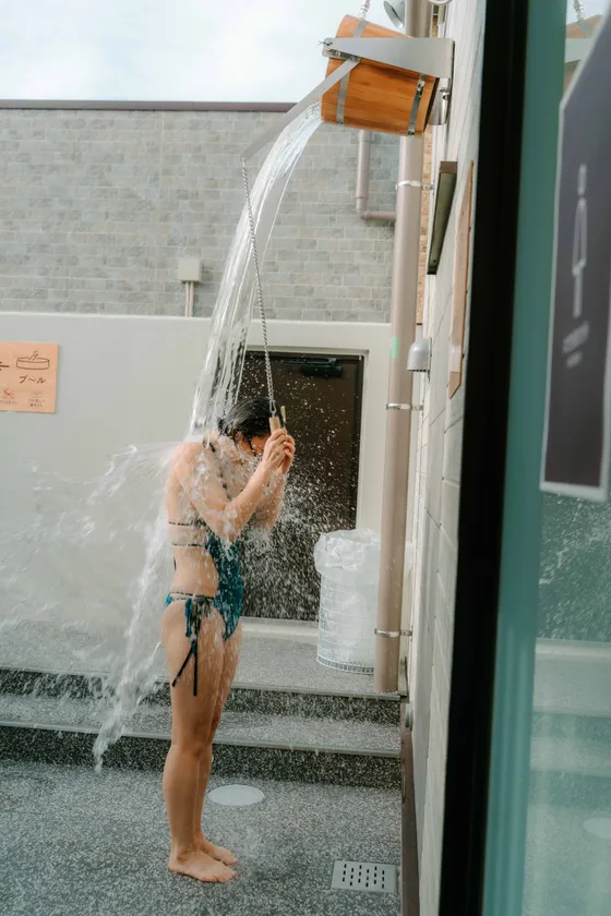 冷水ガッシングシャワー