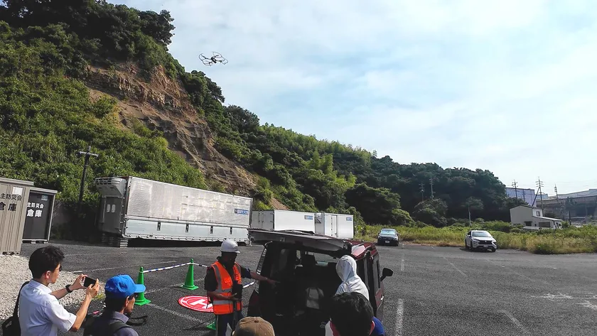 ドローンによる地層撮影