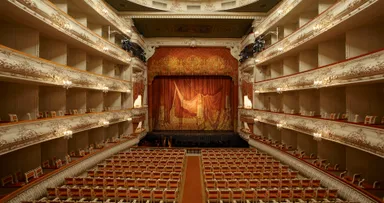 ミハイロフスキー劇場