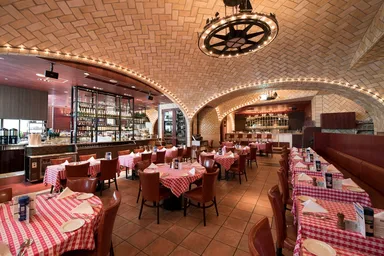 オイスターバー　内観