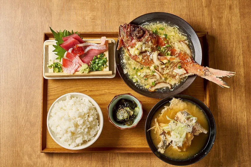 選べる金目鯛おさかな食堂定食【金目鯛唐揚かにたまあんかけ】