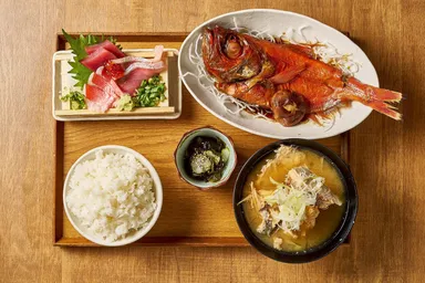 選べる金目鯛おさかな食堂定食【金目鯛煮付け】