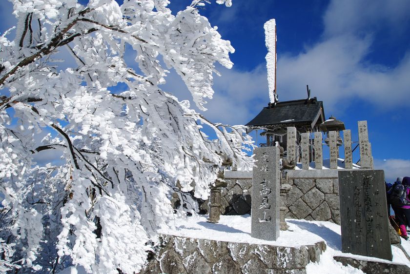 【奈良交通】「三峰山」・「高見山」行き霧氷バス運行
―高見山行き霧氷バスを、2026年は平日も運行します―