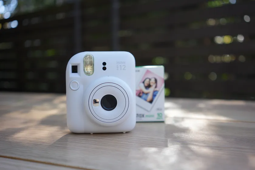 『チェキ instax mini 12』レンタル&フィルムプレゼント(数量限定)