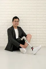 義足パパ大塚 一輝