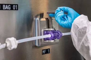 ディスポーザブル部品は片手で挿入可能