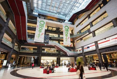 グランフロント大阪 北館 1F ナレッジプラザ