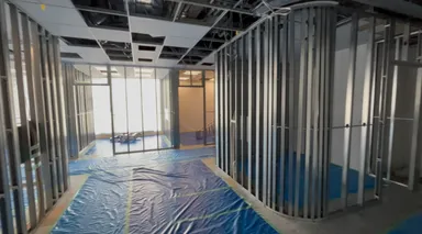 施工中の新オフィス(会議室)