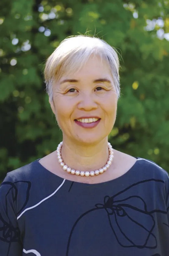 講師　リヒテルズ直子さん