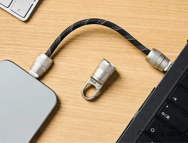 毎日の負荷に耐える長持ちケーブル