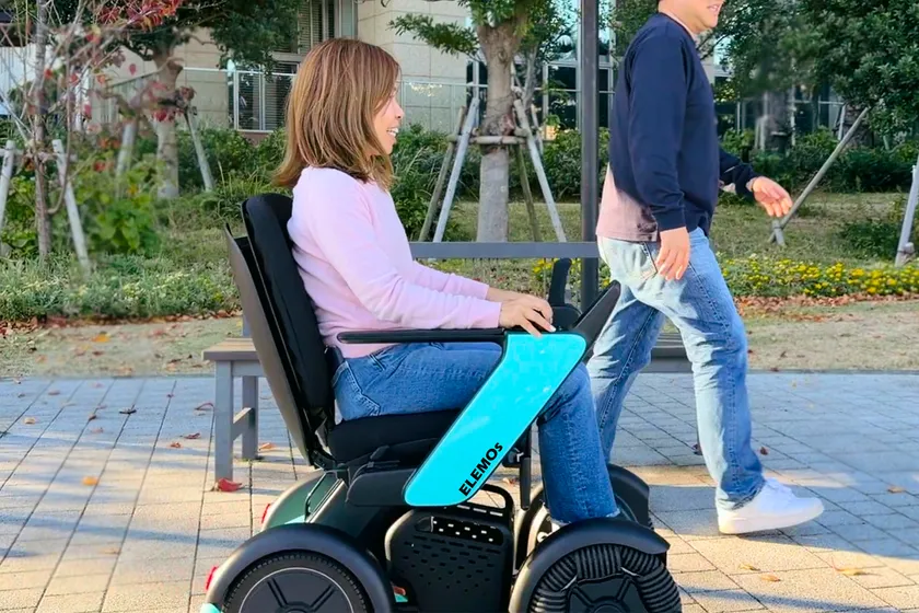 歩行者と共存する「たのシーモ」