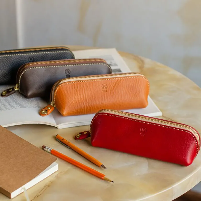 三角ペンケース