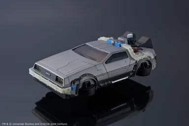 CRAZY CASE BACK TO THE FUTURE II DELOREAN TIME MACHINE(1)