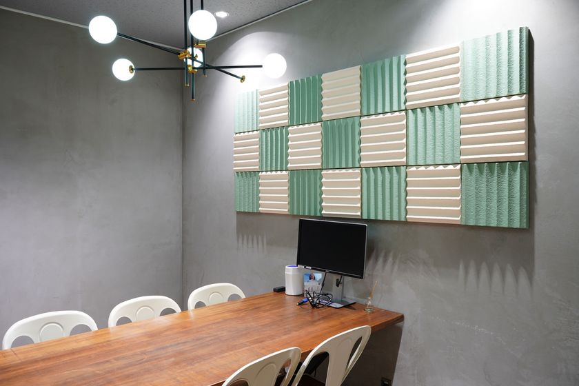 100%再生パルプから生まれた“土に還る”吸音パネル
「REBORN PULP 吸音パネル」
POP-UP展示をLULL TECH BEACH 渋谷にて開始