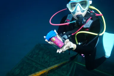 海底に納めるハーブオイル