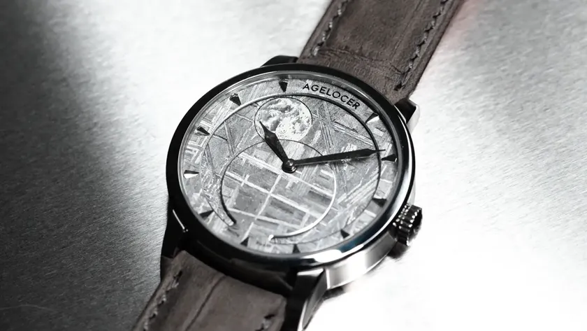 重厚感と耐久性を兼ね備えた316Lステンレススチールケース