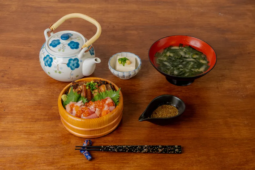 穴子濱丼 セット内容