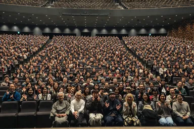 1000名の聴衆イメージ