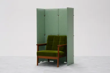 140cmを使用したパーソナルブース