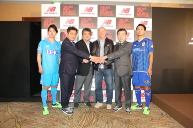 ローンチ記者会見の様子