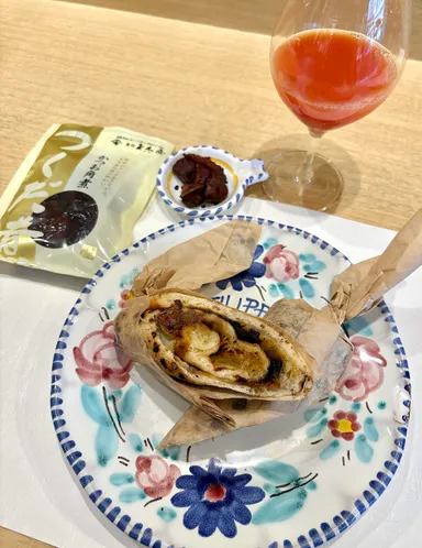 【主菜】 「かつお角煮と焼きナスのフィリッポロールピッツァ」