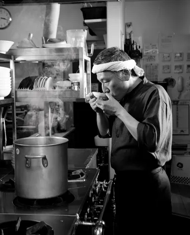 創業50年 伝統の焼肉タレを漬け込み専用タレへ改良