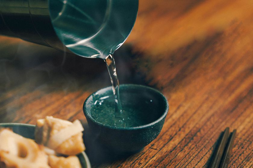 燗酒のススメ：もうすぐ大寒(1月20日)　
浦霞醸造元が「木桶仕込み 生酛(きもと)純米酒 浦霞 No.12」を
冬の燗酒として提案