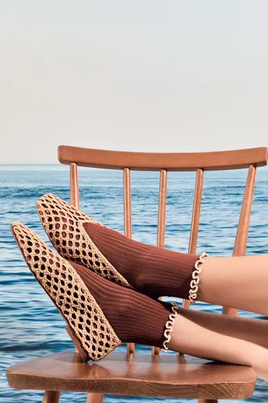 IVREA(イヴレア)　7,150円