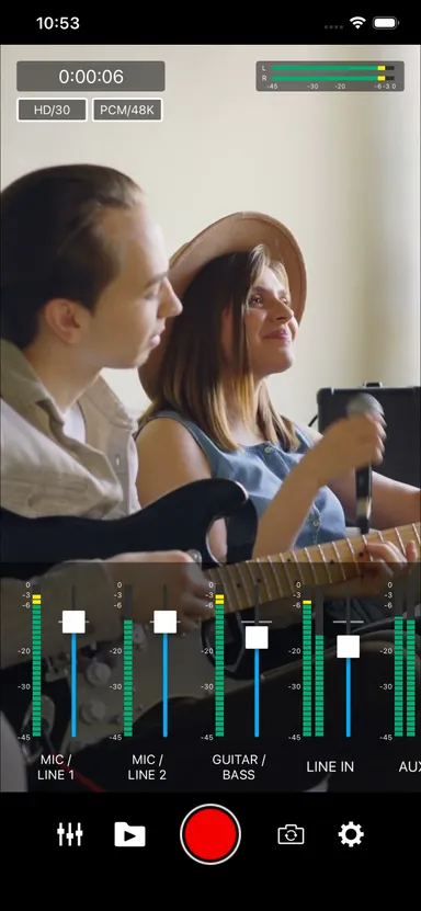 iOS 用アプリ『GO:MIXER Cam』の画面イメージ