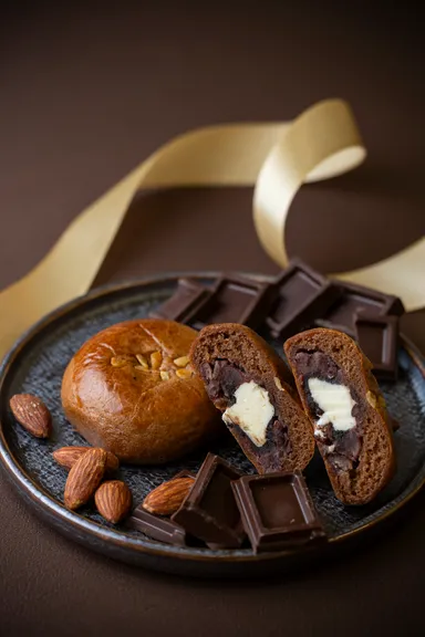 熱海ばたーあんパンまんじゅうチョコ 1個290円