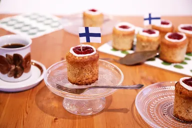 フィンランドの季節限定スイーツ「ルーネベリタルト」