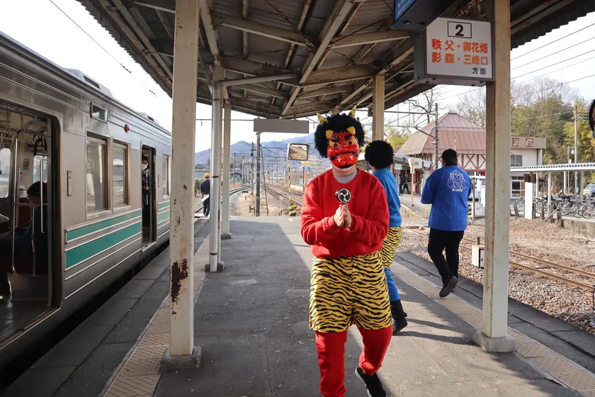 過去の節分豆まきトレインの様子2