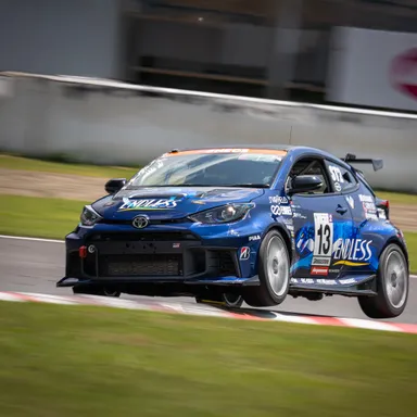 GRヤリス 実車画像3