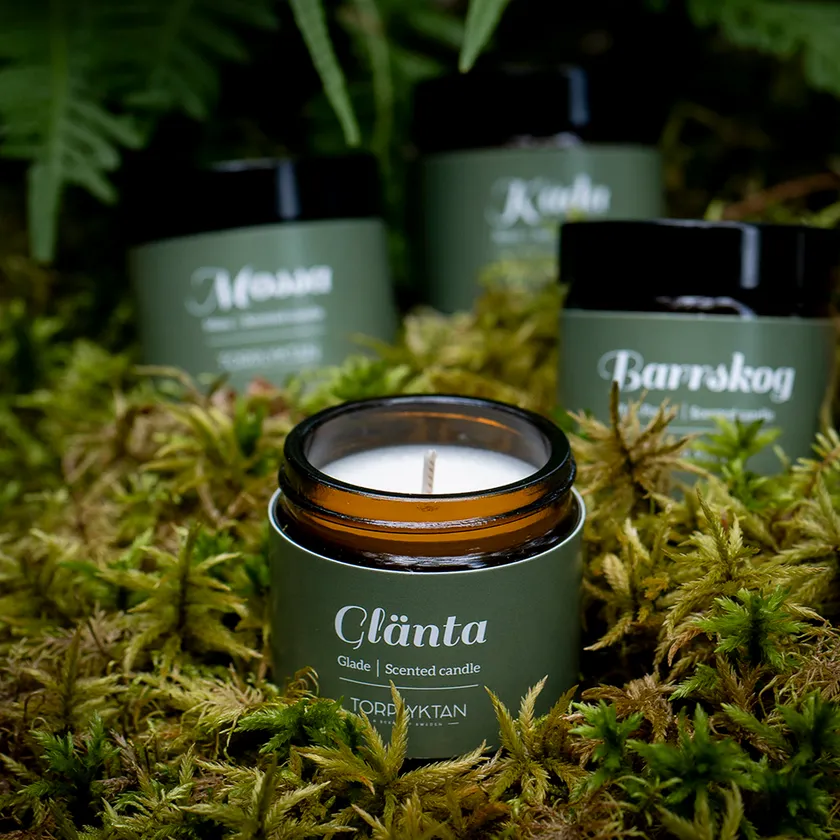 北欧の森の香りを楽しむ アロマキャンドル