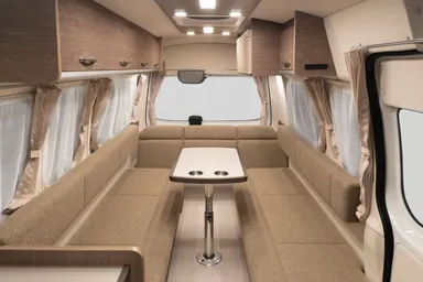 レクビィ　プラス　リビン室内画像2