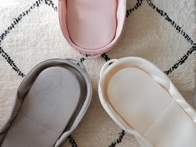 どんなインテリアにも馴染む3色展開