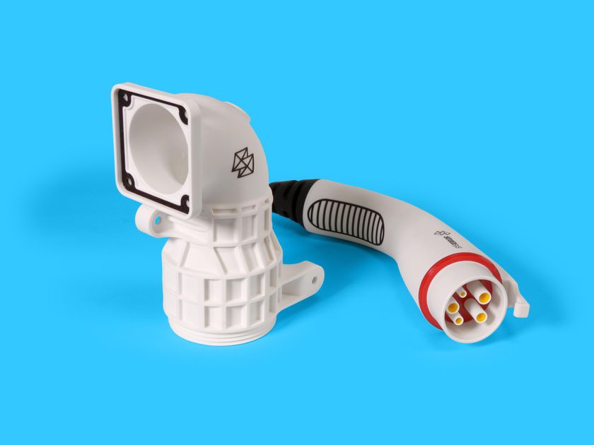 ストラタシス新材料「ToughONE WhiteS」J3/J5シリーズ対応　
耐衝撃性・柔軟性に優れたPolyJet専用材料　
アルテックが取り扱いを開始