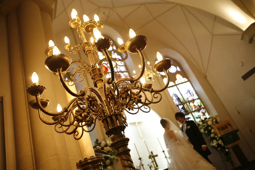 各所に教会で使われていた調度品