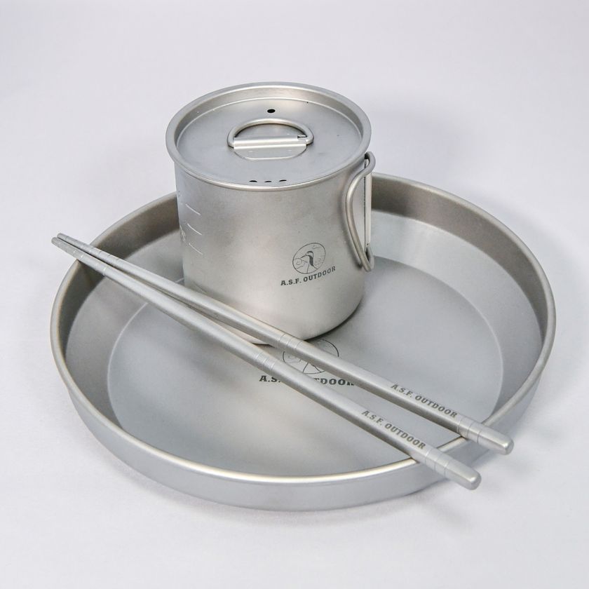 軽量なのに丈夫！防災にも使える
完売したチタン製ギア3種が新しくなって
1月19日から順次発売！