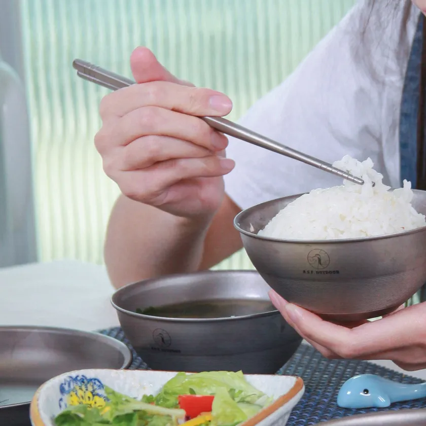 チタン製丸箸　滑り止め付き3