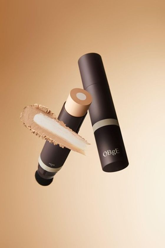 「OBgE(オブジェ)」　
Amazon Japan クリームファンデーション部門にて
「ベストセラー」1位を獲得