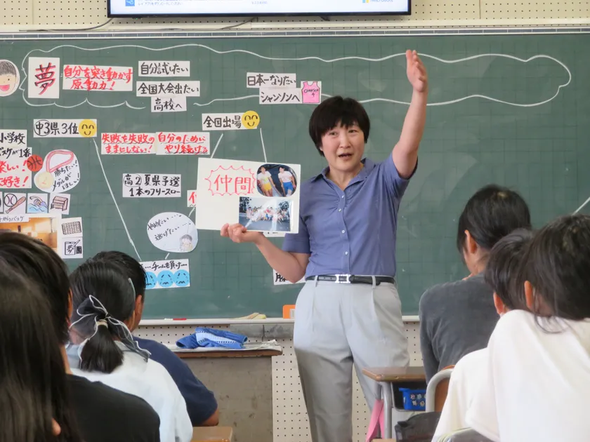 岩屋 睦子さん(出雲市立荒木小学校での実施の様子)3