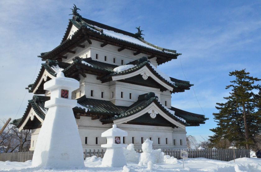青森県弘前市「弘前城雪燈籠まつり」2月6日から開催　
第50回を記念した、家族で楽しめる特別企画も実施