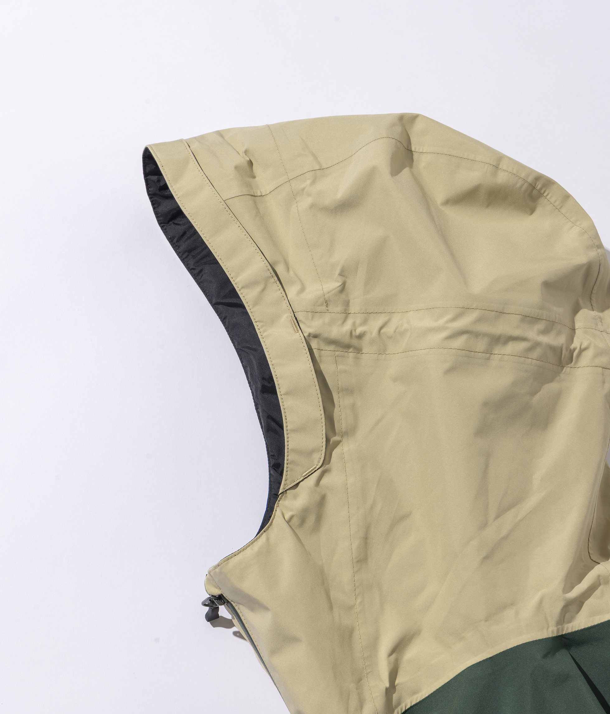 GORE-TEX JACKET フードシルエット DAIWA