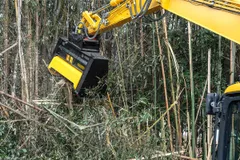 リモコン操作可能なシャッター搭載