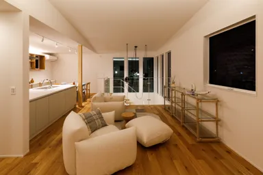 間接照明が落ち着いた雰囲気を演出