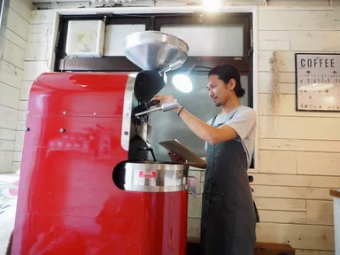 オリジナルブレンドは「ONIBUS COFFEE」で焙煎